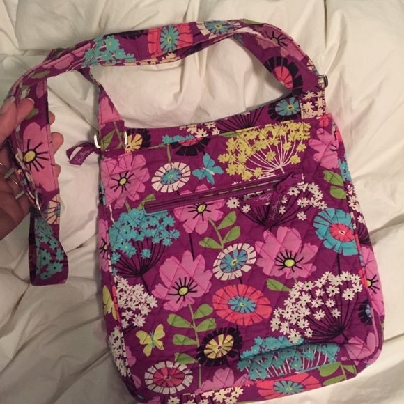 Vera Bradley messenger tote - Picture 5 of 5
